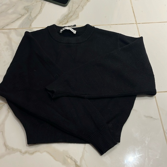 Black cropped sweater - Picture 1 of 1